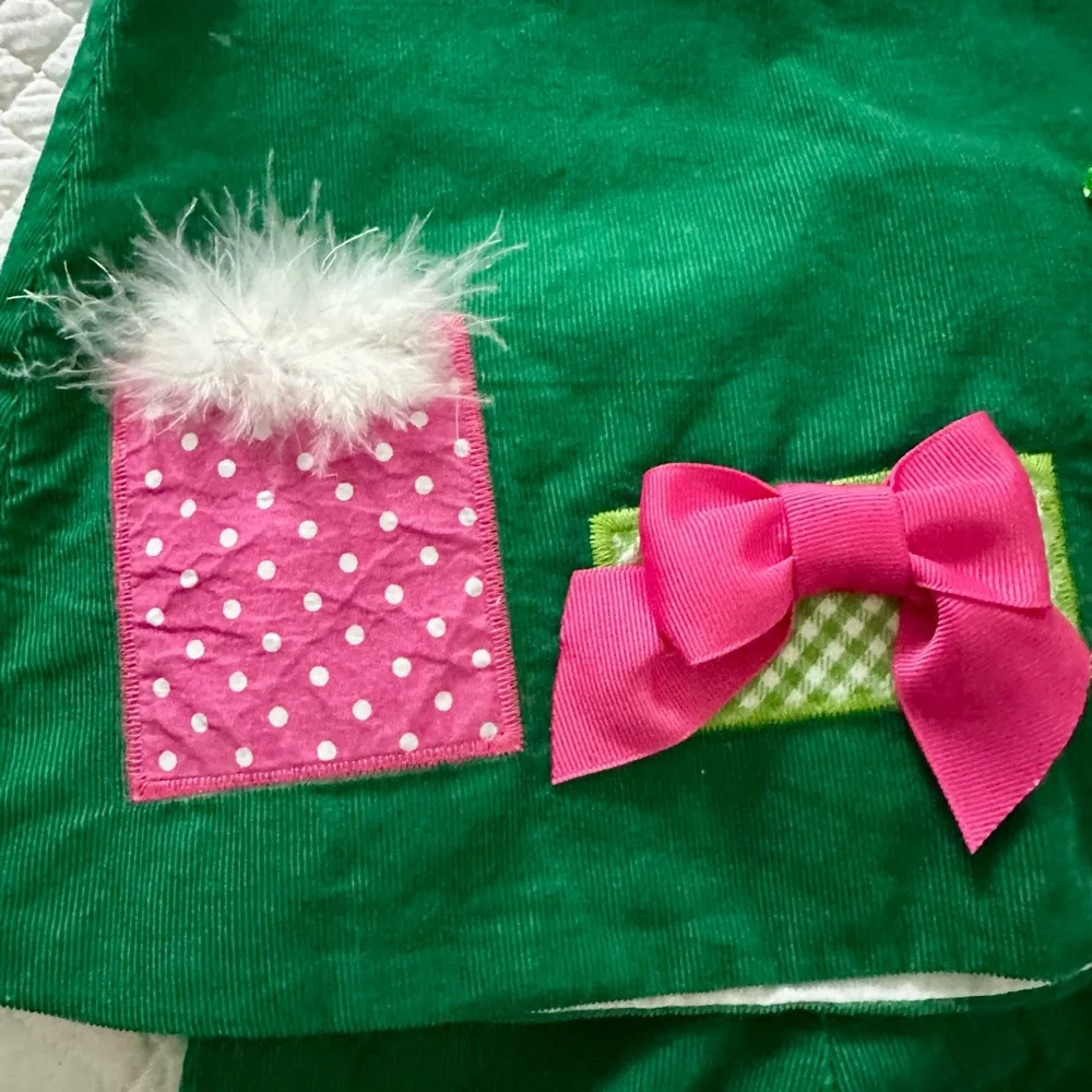 Bailey Boys Corduroy Two Piece Set with Bow Detail in Green and Pink Size 9M